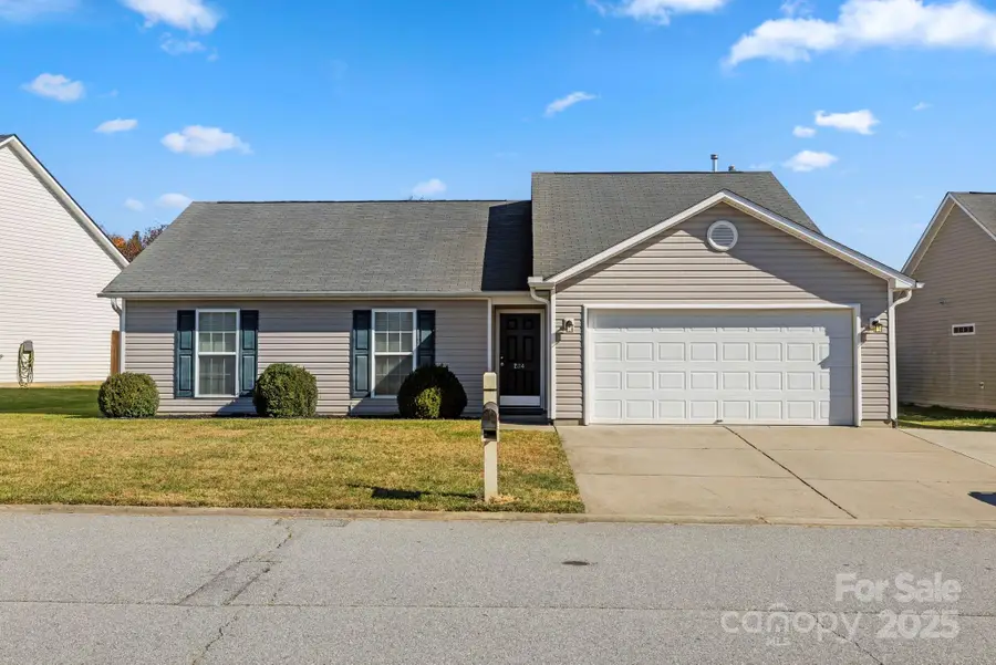 284 Mud Creek Road, Fletcher, NC 28732 - Image #3