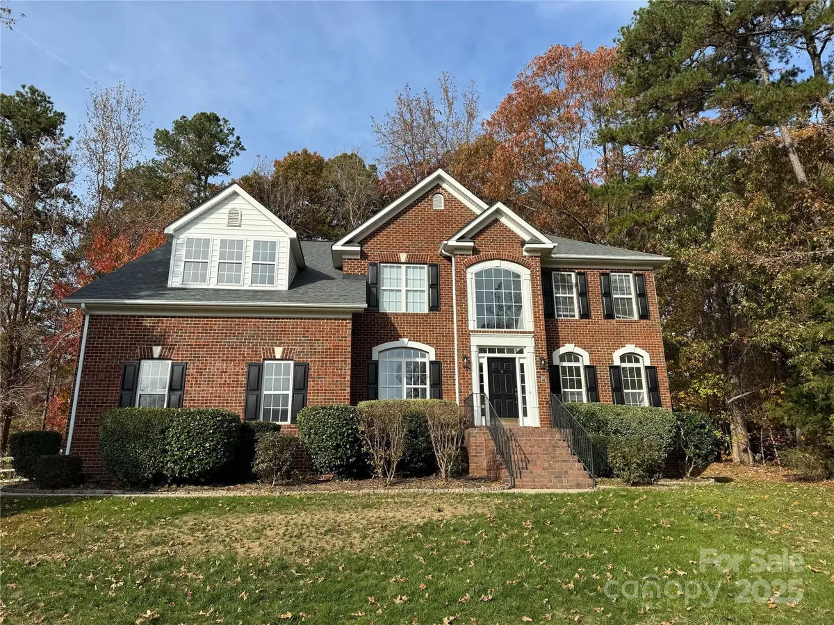 884 Clonmel Drive, Matthews, NC 28104 - Image #1