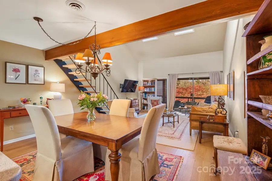 16 Lakemoor Lane, Hendersonville, NC 28739 - Image #3