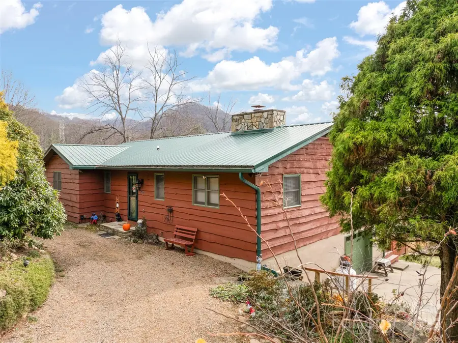 790 Country Club Drive, Canton, NC 28716 - Image #3