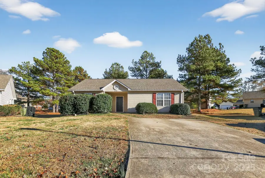 615 Basil Court, Spartanburg, SC 29301 - Image #3