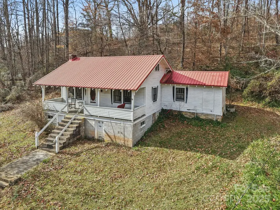 301 Parris Branch Road, Sylva, NC 28779 - Image #3