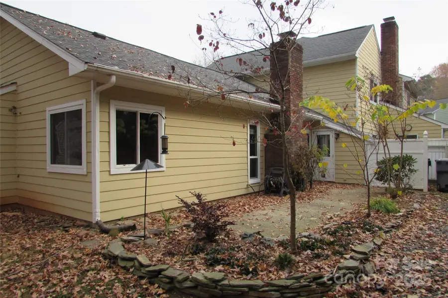 805 Sardis Cove Drive, Charlotte, NC 28270 - Image #3