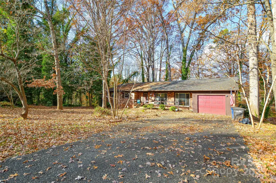 1405 Forest Park Drive #1, Statesville, NC 28677 - Image #2