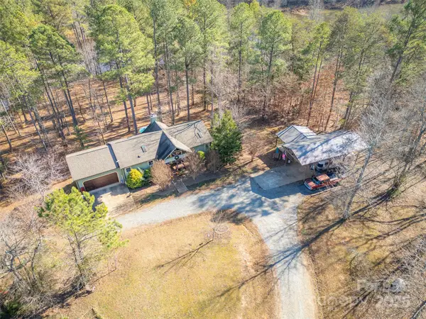 138 S Chatem Court, Union Mills, NC 28167