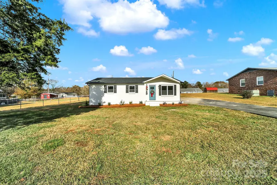 2509 Oxford Circle, Lancaster, SC 29720 - Image #3
