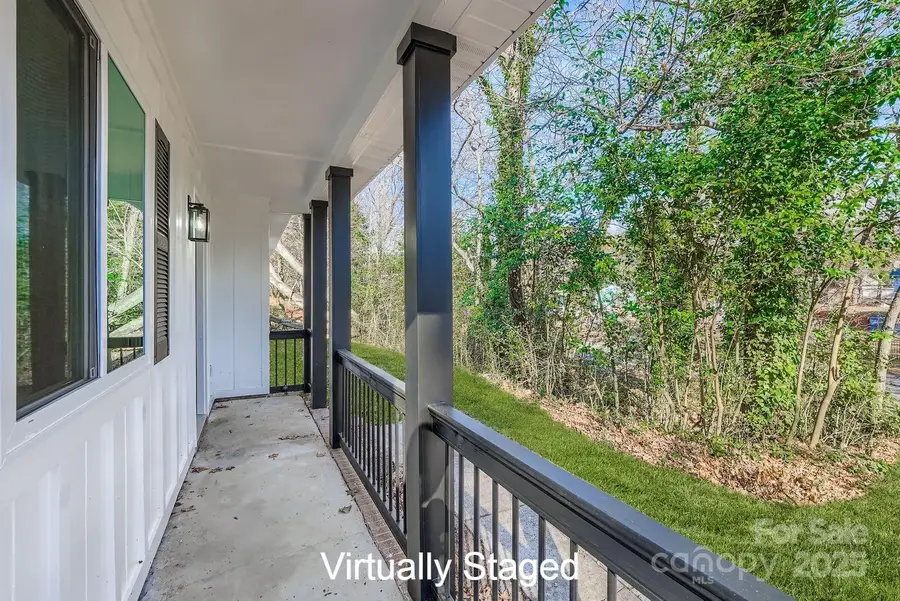6104 Bridlewood Lane, Charlotte, NC 28215 - Image #2