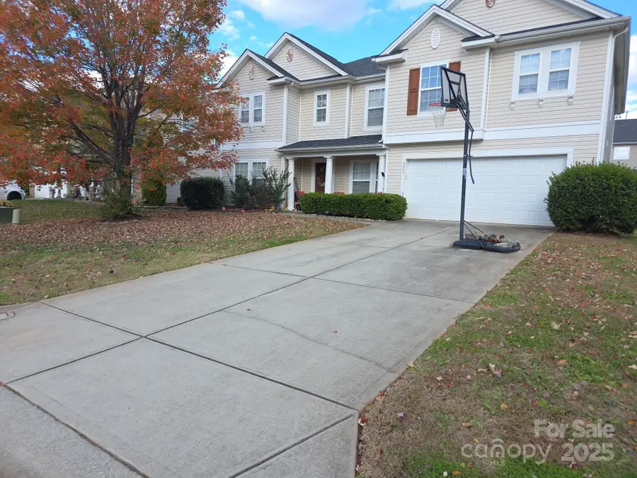 10009 Markus Drive, Mint Hill, NC 28227 - Image #2
