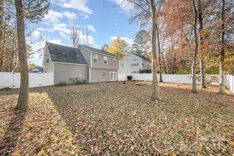 8635 Common Oak Lane, Huntersville, NC 28078 - Image #2