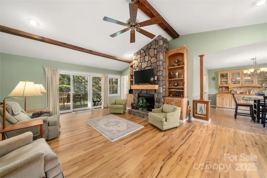6 Hunters Lane, Hendersonville, NC 28791 - Image #3