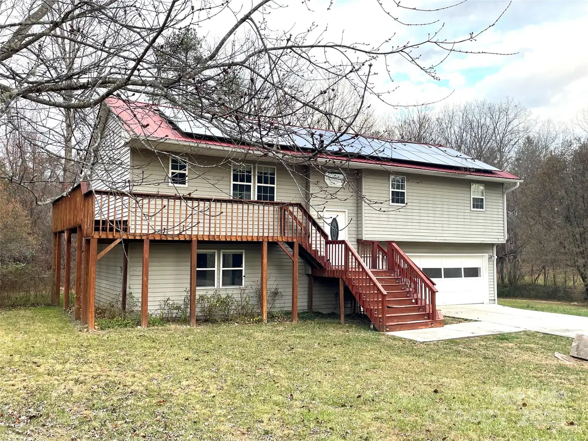 14 Spring Lake Drive, Fletcher, NC 28732 - Image #1