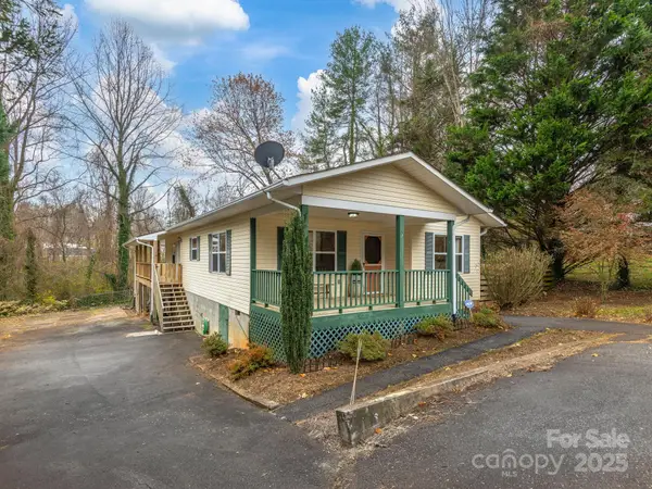7 Wilson Creek Drive, Asheville, NC 28803