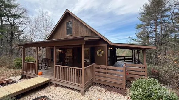 437 Deer Crossing Lane, Lenoir, NC 28645