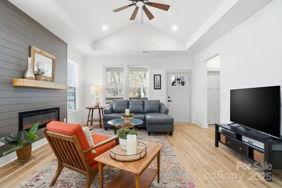 494 E 22nd Street, Kannapolis, NC 28083 - #3