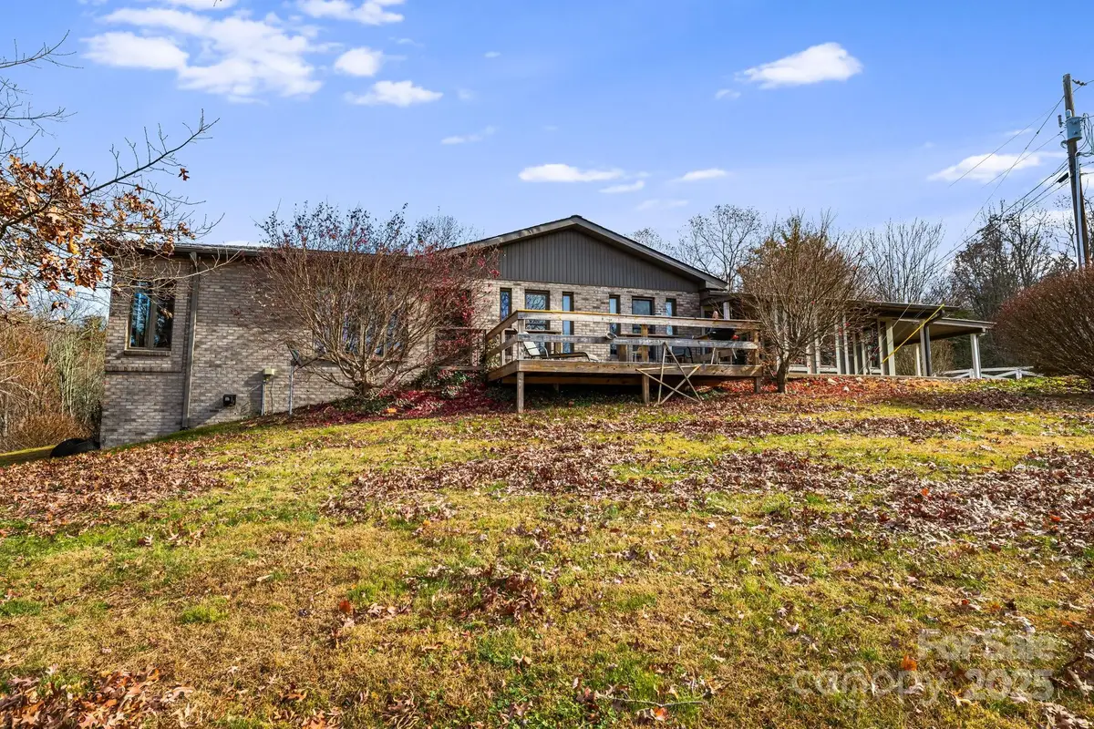 197 Roland Hill Road, Burnsville, NC 28714 - Image #1
