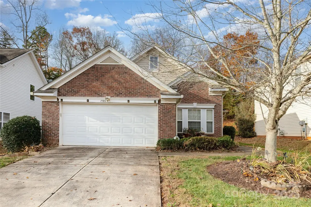 7705 Ponderosa Pine Lane, Charlotte, NC 28215 - Image #1