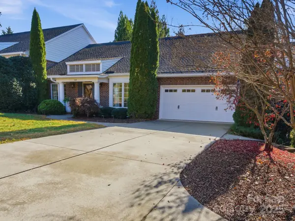 169 42nd Avenue Drive Nw, Hickory, NC 28601