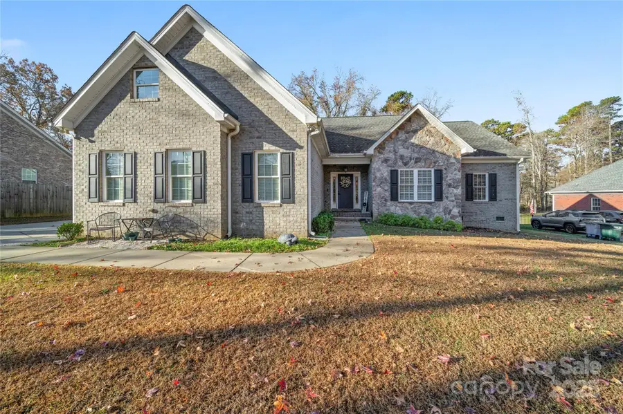 5909 Oakwood Lane, Indian Trail, NC 28079 - Image #2