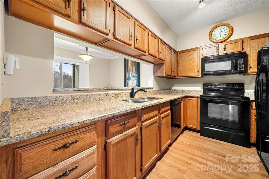 20115 Henderson Road, Cornelius, NC 28031 - Image #3