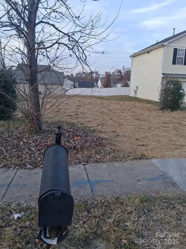 7007 Frye Place, Charlotte, NC 28269