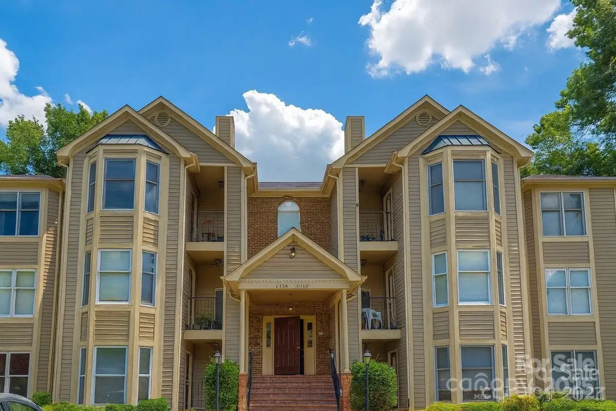 6234 Rosecroft Drive, Charlotte, NC 28215 - Image #1