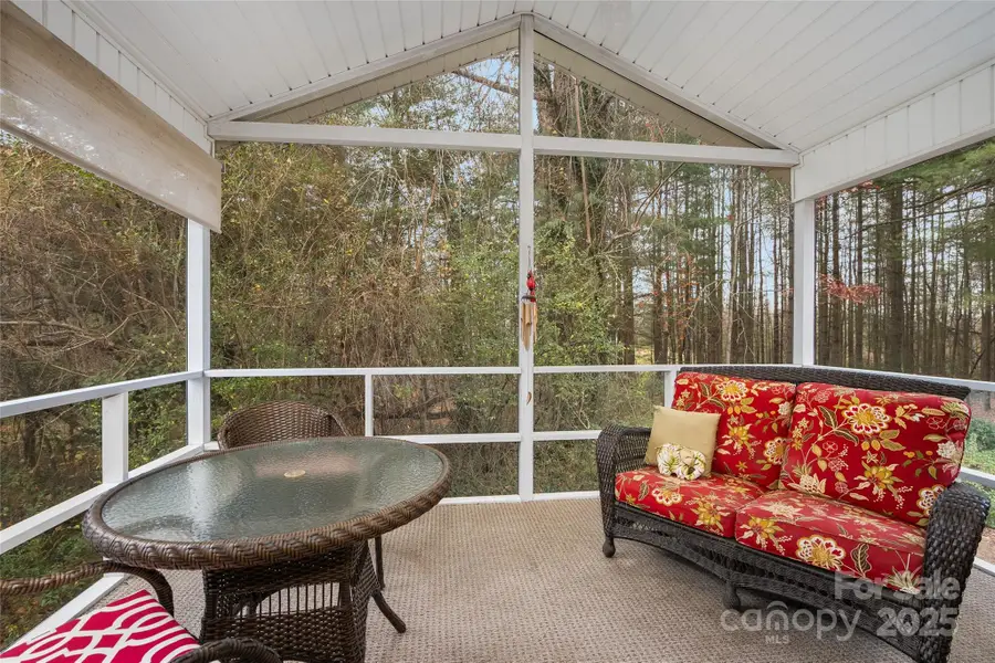 264 Charlestown Drive, Hendersonville, NC 28792 - Image #3