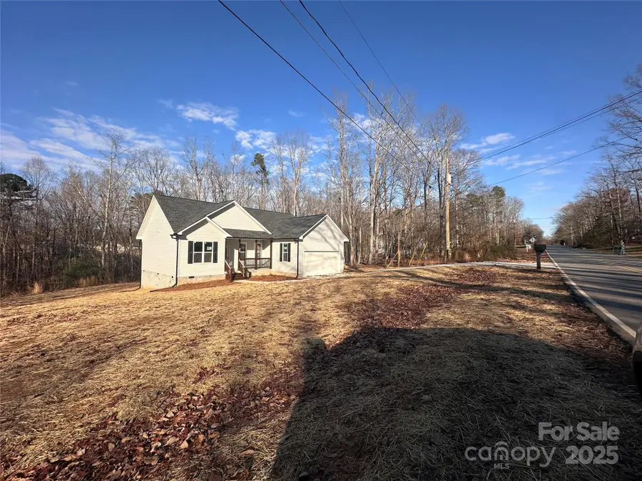 4000 Hoke Street, Claremont, NC 28610 - Image #3