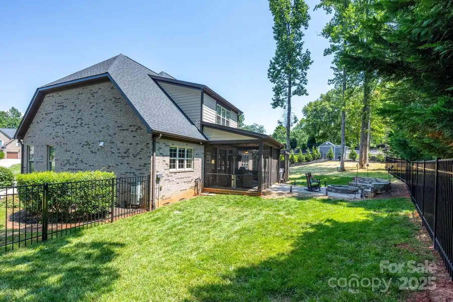 4017 Halyard Drive, Denver, NC 28037 - Image #2