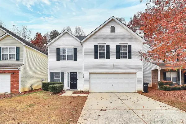 3128 Reid Brook Lane, Charlotte, NC 28208