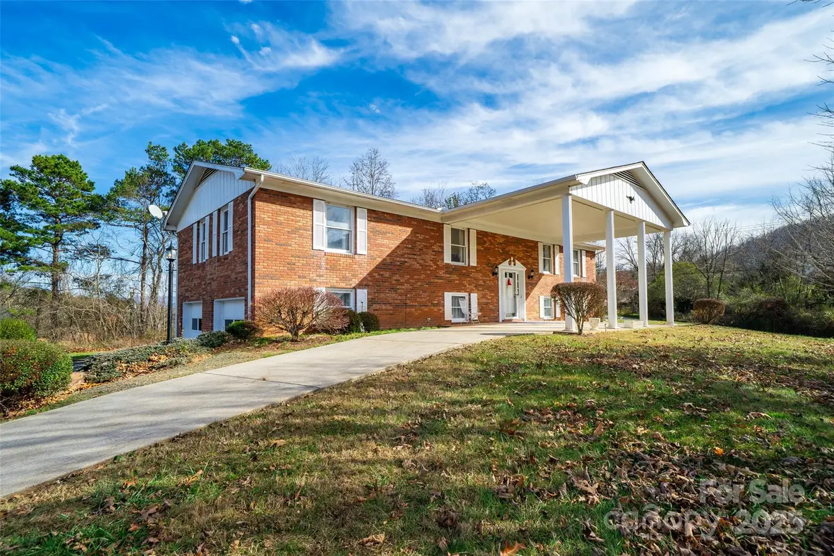 358 Gouges Branch Road, Leicester, NC 28748 - Image #1
