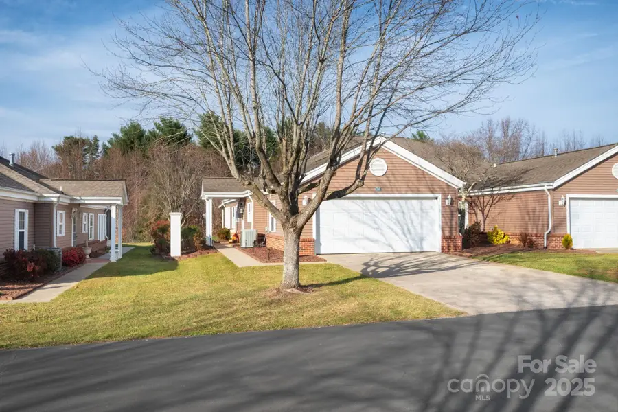 11-C Heather Way, Candler, NC 28715 - Image #3