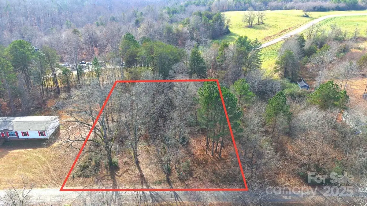 112 Sandy Point Drive, Shelby, NC 28150 - Image #1