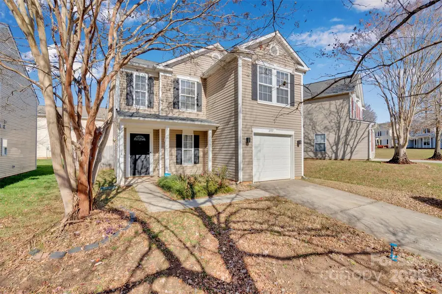 2707 Cochrane Drive, Charlotte, NC 28269 - Image #2