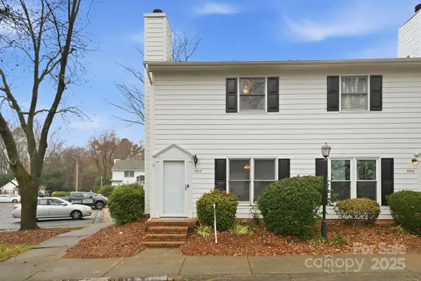 5918 Crape Myrtle Lane, Charlotte, NC 28216