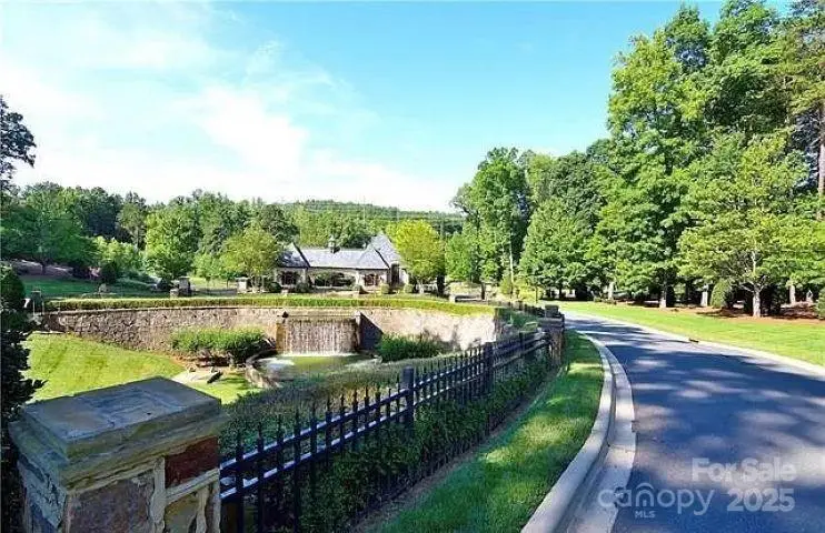 1304 Reflection Pointe Boulevard, Belmont, NC 28012 - Image #1