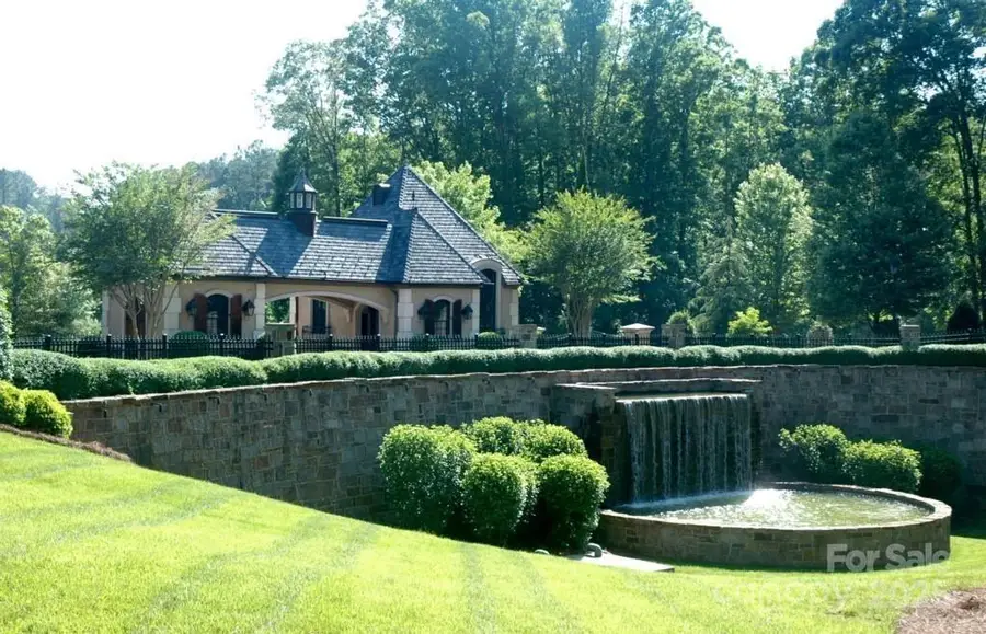 1304 Reflection Pointe Boulevard, Belmont, NC 28012 - Image #2