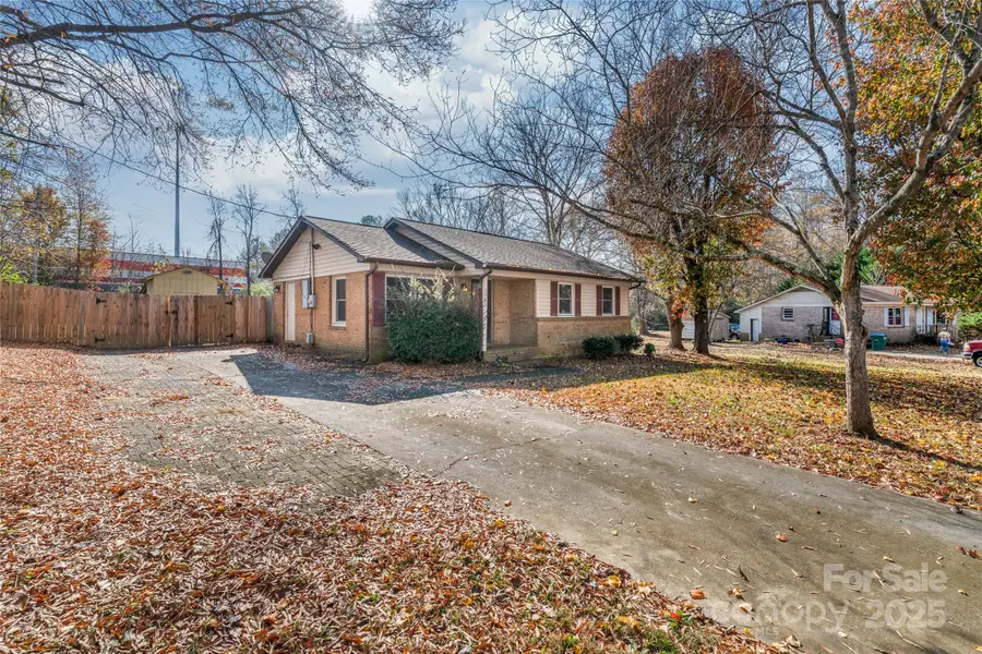 5703 Hillcrest Circle, Indian Trail, NC 28079 - Image #3