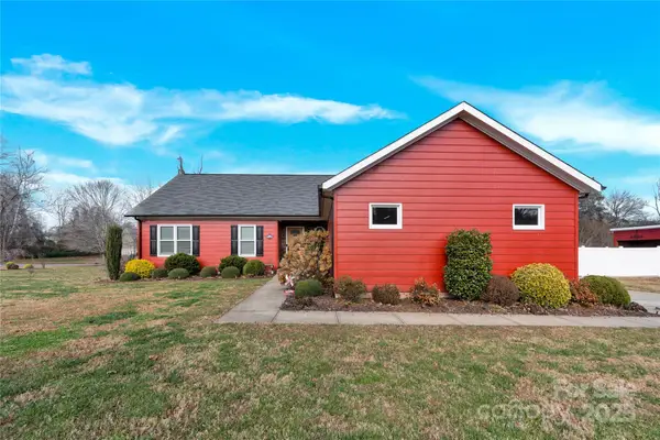 1659 Buffett Circle, Hickory, NC 28602