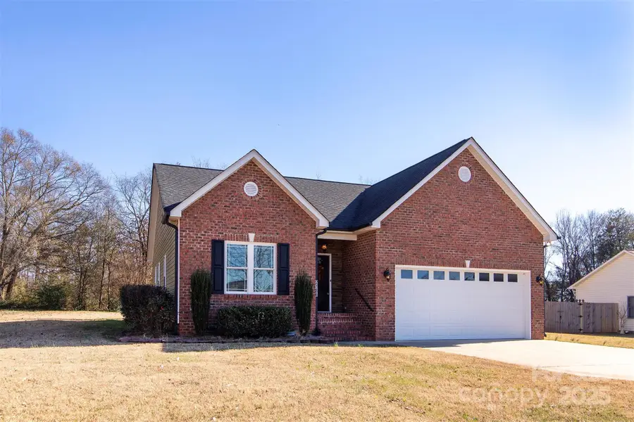 2186 Oklahoma Court, Lincolnton, NC 28092 - Image #2