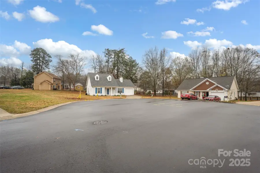 124 Indian Paint Brush Drive, Mooresville, NC 28115 - Image #3