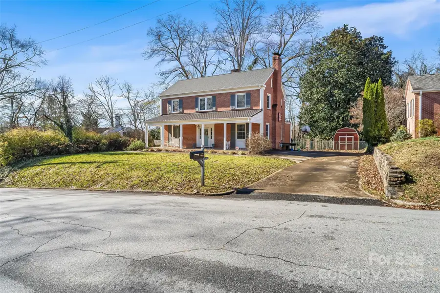 375 Montevista Avenue, Marion, NC 28752 - Image #2