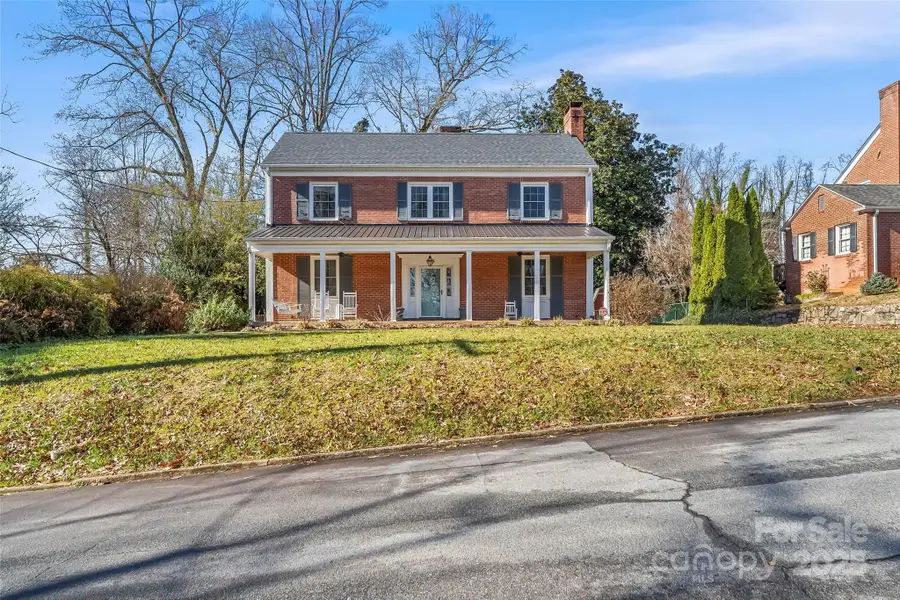 375 Montevista Avenue, Marion, NC 28752 - Image #3