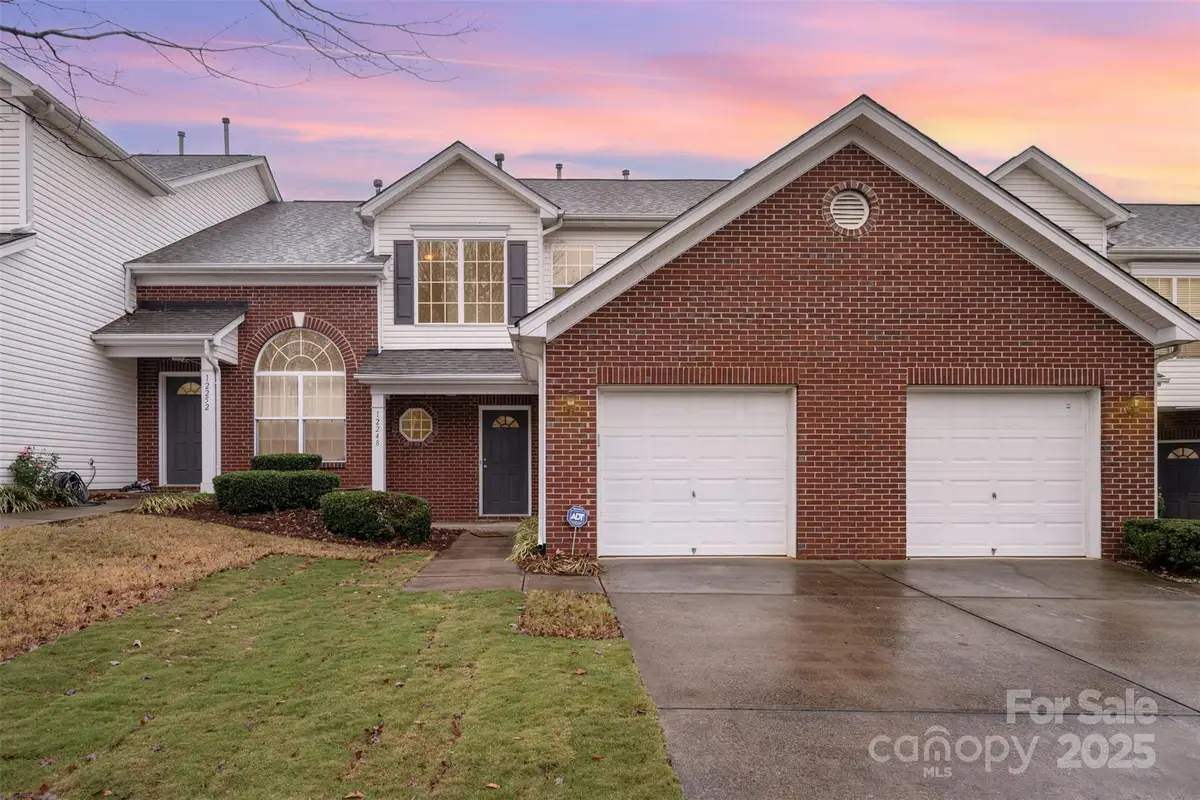 12248 Stratfield Place Circle, Pineville, NC 28134 - Image #1