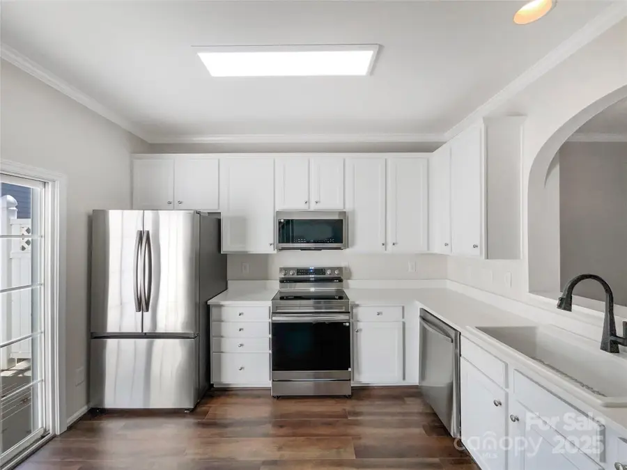 1464 Stonedown Lane, Matthews, NC 28104 - Image #2