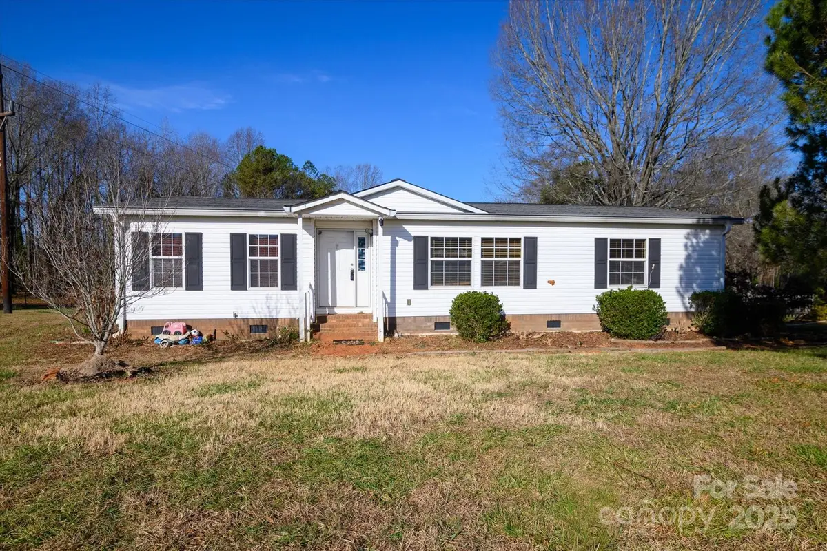 1703 Martin Road, Kings Mountain, NC 28086 - Image #1