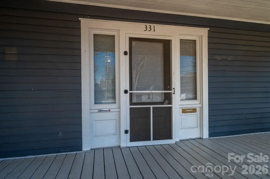 331 S Laurel Street, Lincolnton, NC 28092 - Image #2