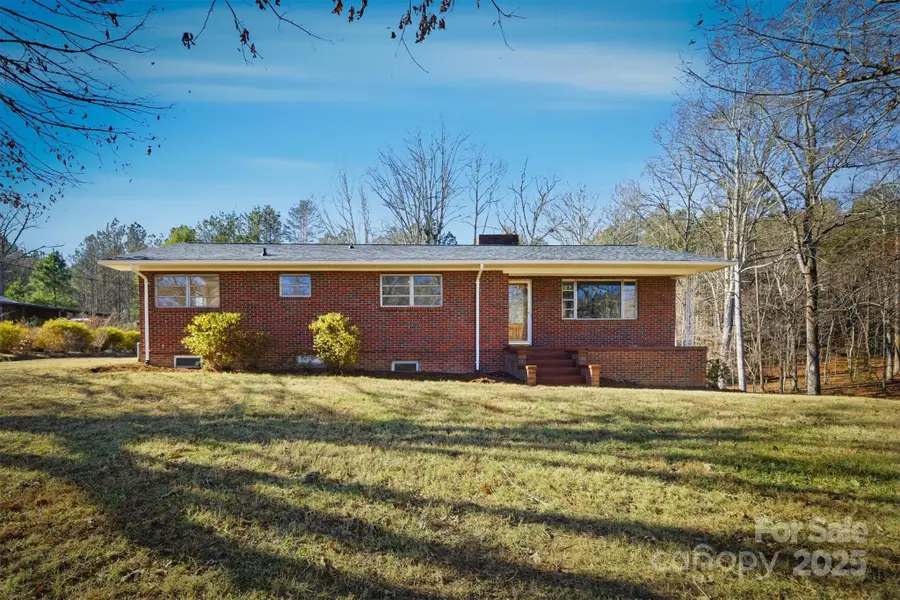 2705 W Us 70 Highway, Morganton, NC 28655 - Image #2