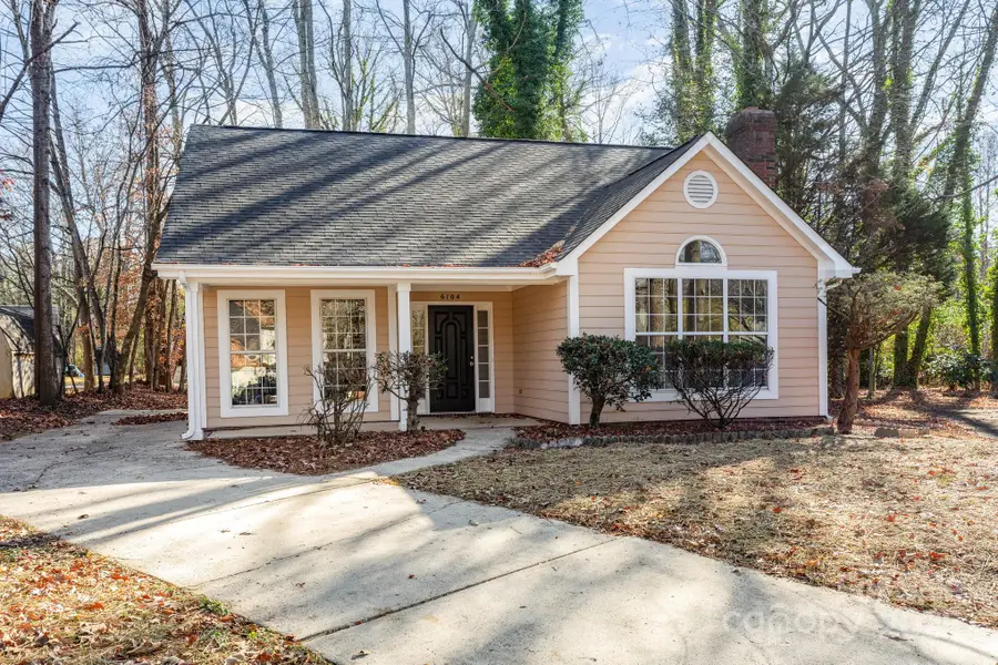6104 Steelewood Place, Charlotte, NC 28269 - Image #2