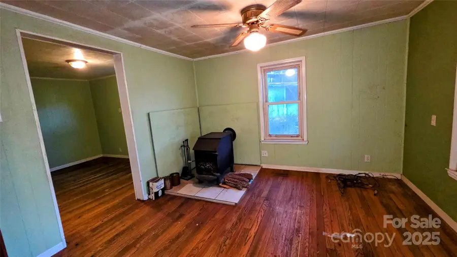 39 Henry Road, Sylva, NC 28779 - Image #3