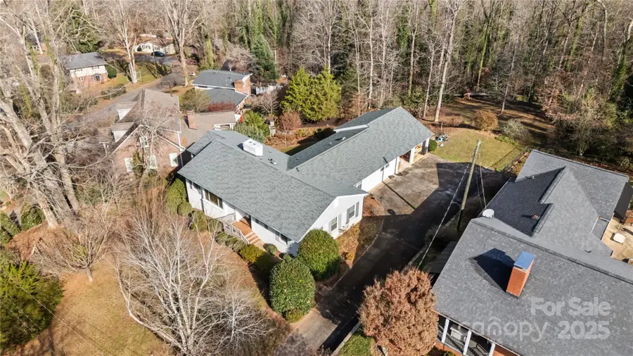 232 W Park Drive, Morganton, NC 28655 - Image #2